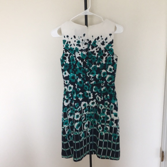 Dress - Picture 1 of 8